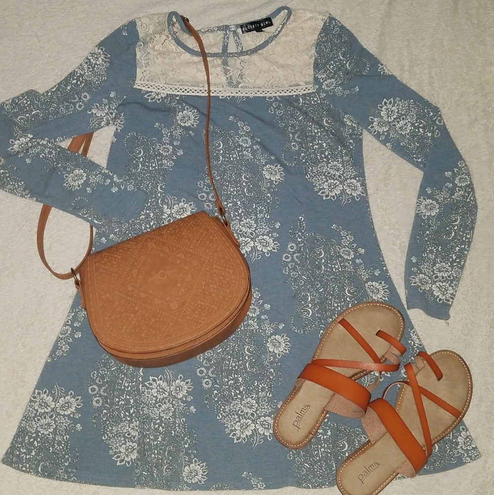 Floral print long sleeved dress